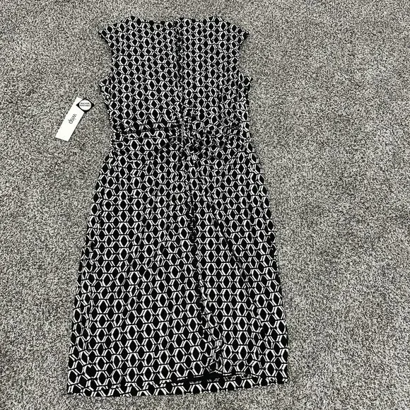 New with tags, WISP, Zipper, Black White Pattern Dress, Size 8 - Picture 2 of 10